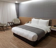 South Korea  Hwaseong vacation rental compare prices direct by owner 26706644
