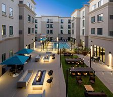 United States California Valencia vacation rental compare prices direct by owner 11916002