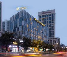 China Jiangsu Zhenjiang vacation rental compare prices direct by owner 29481231