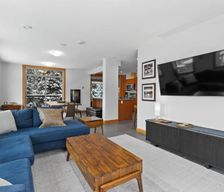 Canada British Columbia Sun Peaks vacation rental compare prices direct by owner 3758445