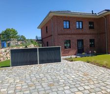 Germany Mecklenburg-West Pomerania Sassnitz vacation rental compare prices direct by owner 4331994