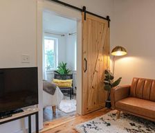 United States  Kingston vacation rental compare prices direct by owner 32480721