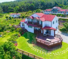 South Korea  Geoje vacation rental compare prices direct by owner 13505116