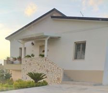 Italy Campania Benevento vacation rental compare prices direct by owner 6205901