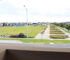 Australia Victoria Point Cook vacation rental compare prices direct by owner 35505194