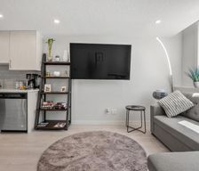 Canada Alberta Calgary vacation rental compare prices direct by owner 27864056