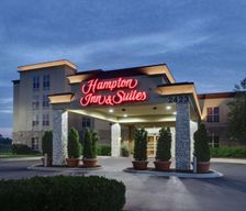 United States Illinois Aurora vacation rental compare prices direct by owner 36000915