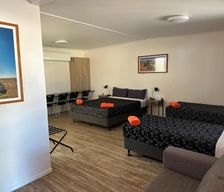 Australia Queensland Winton vacation rental compare prices direct by owner 13946829