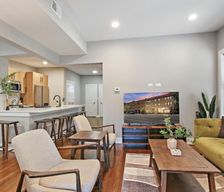 United States  Chicago vacation rental compare prices direct by owner 32555032