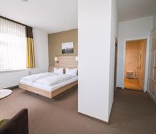 Germany Thuringia Langenwetzendorf vacation rental compare prices direct by owner 28224807