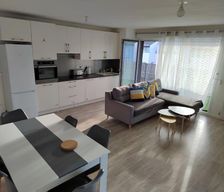 France Hauts-de-Seine Bagneux vacation rental compare prices direct by owner 28357838