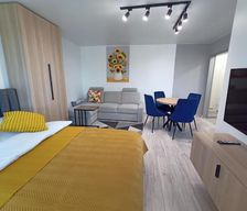 Poland Silesia Zabrze vacation rental compare prices direct by owner 35582087