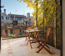 Italy Venezia Santa Croce vacation rental compare prices direct by owner 4018910