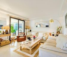 France Provence-Alpes-Côte d'Azur Villeneuve-Loubet vacation rental compare prices direct by owner 28511484