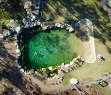 Australia Queensland Apple Tree Creek vacation rental compare prices direct by owner 35269270