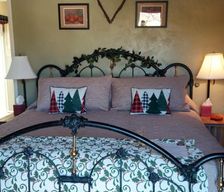 United States Oregon Ashland vacation rental compare prices direct by owner 12063937