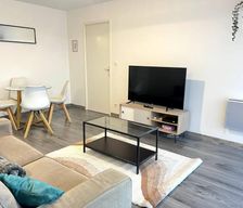 France  Cergy vacation rental compare prices direct by owner 32444838