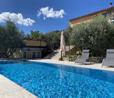 France Provence-Alpes-Côte d'Azur Saint-Saturnin-lès-Apt vacation rental compare prices direct by owner 33458983