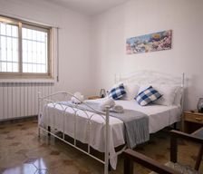Italy Apulia Torre Santa Sabina vacation rental compare prices direct by owner 35513205