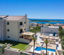 Croatia Pag Island Novalja vacation rental compare prices direct by owner 6411116