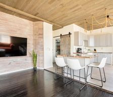 United States Texas Galveston vacation rental compare prices direct by owner 27693725