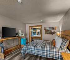 United States Arkansas Eureka Springs vacation rental compare prices direct by owner 35514925