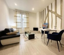 France Auvergne-Rhône-Alpes Chartres vacation rental compare prices direct by owner 10227242