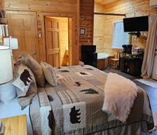 United States Arkansas Eureka Springs vacation rental compare prices direct by owner 38133671