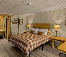 United States Arkansas Eureka Springs vacation rental compare prices direct by owner 35838822