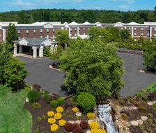 United States Connecticut Farmington vacation rental compare prices direct by owner 12856271