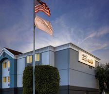 United States California Lake Forest vacation rental compare prices direct by owner 12716424