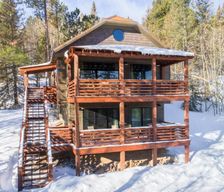 United States South Dakota Lead vacation rental compare prices direct by owner 35510493