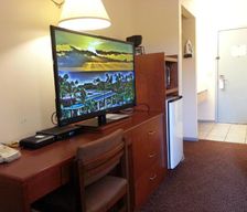 Canada Alberta Claresholm vacation rental compare prices direct by owner 11923346