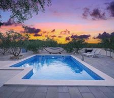 Croatia Sibenik-Knin County Vodice vacation rental compare prices direct by owner 26618679