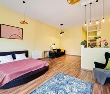 Poland Lódzkie Lódz vacation rental compare prices direct by owner 36844768
