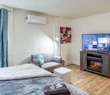 United States New York Rochester vacation rental compare prices direct by owner 35250437