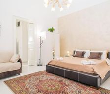 Italy Sicily Viagrande vacation rental compare prices direct by owner 33485182