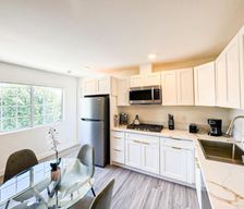 United States California Sherman Oaks vacation rental compare prices direct by owner 33617128