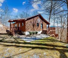 United States  Newland vacation rental compare prices direct by owner 35391147