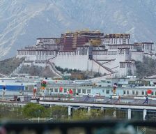 China Tibet Lhasa vacation rental compare prices direct by owner 18133820