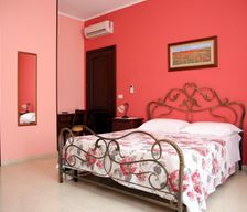 Italy Apulia Specchia vacation rental compare prices direct by owner 16495289