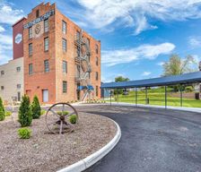 United States Virginia Bristol vacation rental compare prices direct by owner 12740026