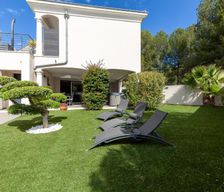 France Provence-Alpes-Côte d'Azur Sausset-les-Pins vacation rental compare prices direct by owner 33490327