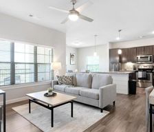 United States Texas New Braunfels vacation rental compare prices direct by owner 33473706