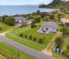 New Zealand Tasman Parapara vacation rental compare prices direct by owner 6256555