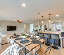 United States  Columbus vacation rental compare prices direct by owner 35395408