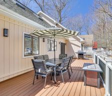 United States Pennsylvania Tobyhanna vacation rental compare prices direct by owner 36641123