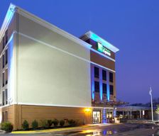 United States Maryland Hyattsville vacation rental compare prices direct by owner 18767840