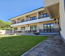 Romania Hunedoara Hunedoara vacation rental compare prices direct by owner 35240796