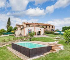 Italy Tuscany Casole d'Elsa vacation rental compare prices direct by owner 33495076